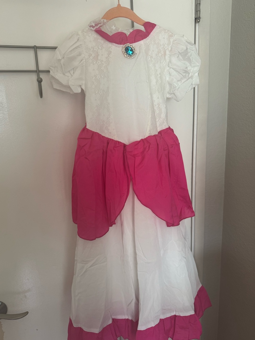 Princess Peach Dress size 5/6